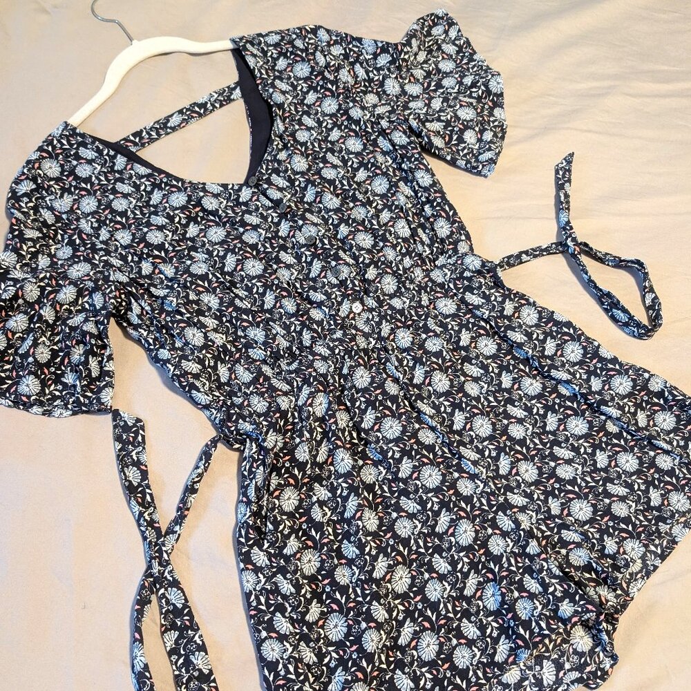 LOFT Blue Floral, Short-Sleeved Romper (Size S)